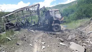 Азербайджанские журналисты подорвались на мине в Карабахе