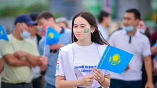 В Уральске отметили День государственных символов РК