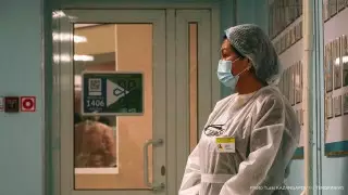 Более 20 казахстанцев умерли от коронавируса и пневмонии за сутки