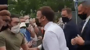 Президенту Франции Макрону дали пощечину - видео