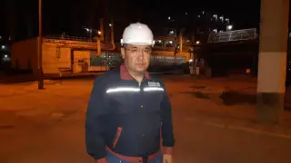 Утечки химикатов не было - директор о пожаре на заводе в Жанаозене