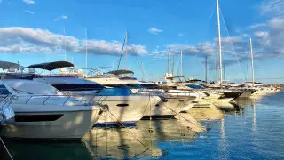 Яхту, лыжные трассы и кафе нашла сенатор у госкомпаний