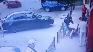 Групповое избиение и похищение мужчины в Талгаре попало на видео