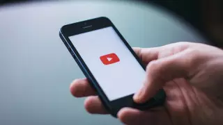 Трех жителей Японии задержали за загрузку фильмов на YouTube
