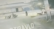 Наезд на дорожного рабочего сняли на видео в Павлодаре