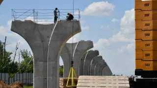 В Нур-Султане официально возобновили строительство LRT