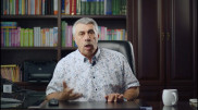 Комаровский эмоционально ответил антиваксерам