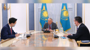 Назарбаеву передали привет от "давнего и доброго друга"