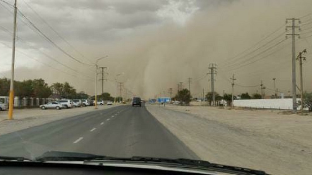 Атмосфера апокалипсиса: Жанаозен накрыла пыльная буря