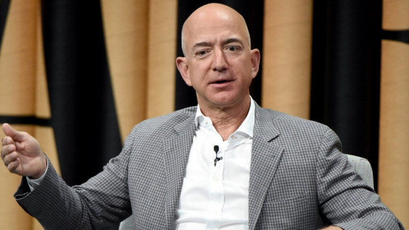 Джефф Безос покидает пост гендиректора Amazon