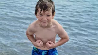 Мальчик-акробат из Актау покоряет соцсети