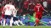 "Это не пенальти!" Венгер и Моуринью оценили спорный эпизод в матче Англия-Дания