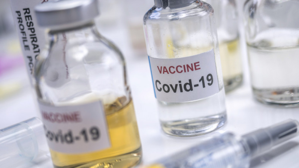 Сколько вакцин Hayat-Vax и CoronaVac осталось в Казахстане