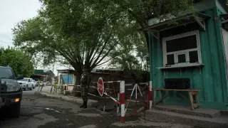 Задержанный Таджикистаном пограничник Кыргызстана вернулся на родину