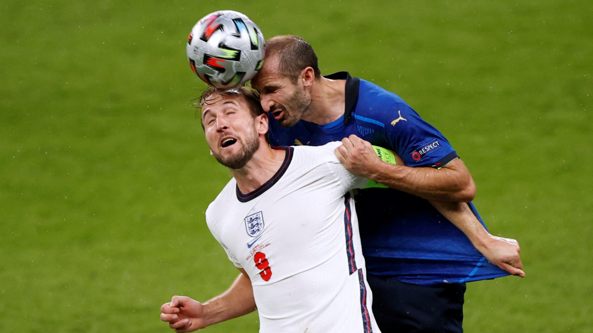 Кьеллини 2020. Финал евро 2020 по футболу италия англия. Италия 2021 чемпионат европы. 2004 чемпионат европы таблица. Финал чемпионат европы 2021.