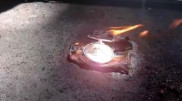 Австралийские ветераны афганской войны публично сжигают свои медали