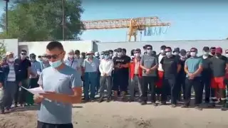 Нефтяники сразу нескольких компаний потребовали новых зарплат в Мангистау