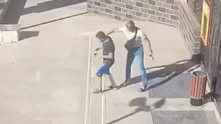 Карагандинец пытался помочь пьяному с банкоматом, но был избит и стал инвалидом