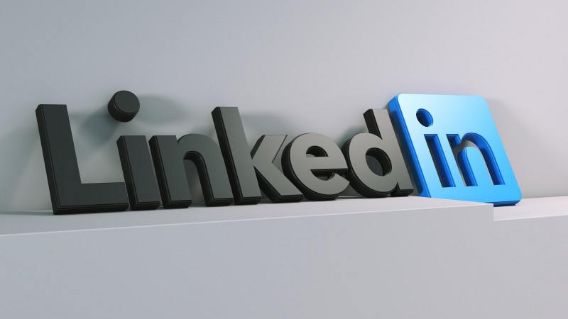 Соцсеть LinkedIn заблокировали в Казахстане