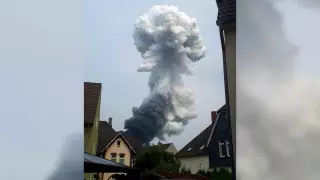 Мощный взрыв прогремел на химпредприятии в Германии
