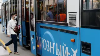 В Чечне непривитым запретили ходить в магазины и ездить общественным транспортом