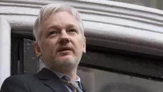 Суд Эквадора лишил гражданства Джулиана Ассанжа