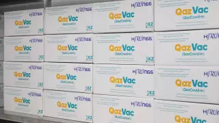 В Кыргызстан доставили 25 тысяч доз вакцины QazVac