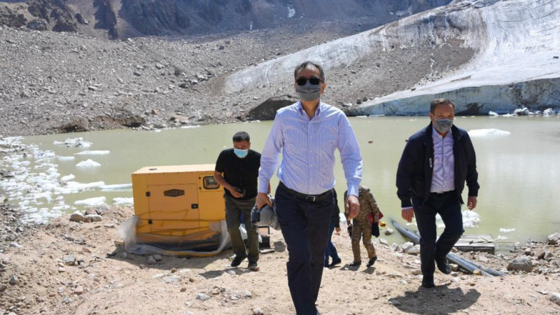 Сагинтаев проверил состояние моренных озер в горах Алматы