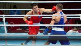 "Әлі төрт боксшымыз бар". Ермахан Ибраимов жанкүйерлерді сабырға шақырды