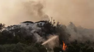 Казахстанцы стали жертвами мошенников, пытаясь помочь Турции в борьбе с пожарами