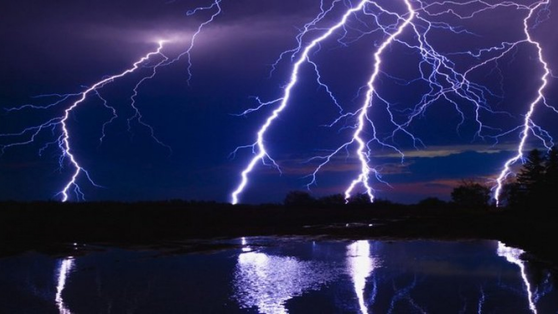 Это молния не природная тренирую технику. Молния. Электрическая молния. Штормовая молния. Электрические явления в природе.