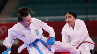 Каратистка Молдир Жанбырбай стартовала с победы на Олимпиаде-2020