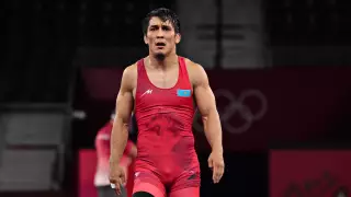 Казахстанский борец получил шанс побороться за бронзу Олимпиады-2020