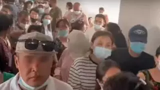 Столпотворение в пункте вакцинации сняли на видео в Актау