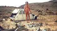 Мужчина выбрался из Сахары на собранном из сломанного авто мотоцикле
