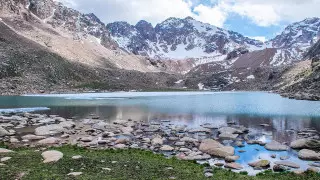 "Жемчужины на высоте 2 000 метров". Названы 9 лучших горных озер Казахстана