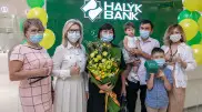 Владелицей второй квартиры от Halyk Bank стала бабушка четырех внуков