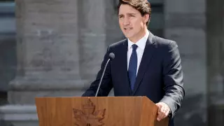 Премьер Канады объявил о внеочередных выборах в сентябре