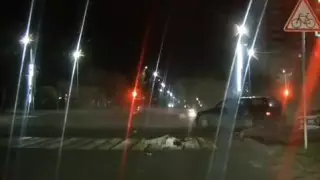 Стало известно о состоянии выпавшей из авто павлодарки