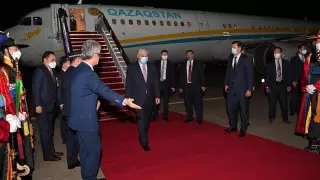 Президент Токаев прилетел в Сеул