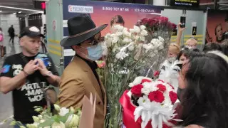 Димаша Кудайбергена необычно встретили в аэропорту Сочи