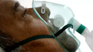 Постсоветская страна названа мировым лидером по заражению и смертности от COVID-19