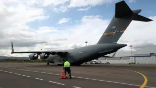 Афганская беженка родила на борту эвакуационного рейса ВВС США