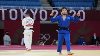 Дзюдоисту Сметову за бронзу Олимпиады подарили квартиру и участок у моря