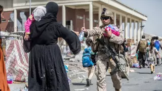 Запаса медикаментов в Афганистане хватит только на неделю - ВОЗ