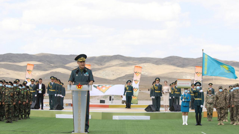 Министр обороны дал старт "АрМИ-2021" на территории Казахстана