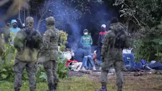 Суд ЕС призвал Польшу и Латвию помочь мигрантам на границе с Беларусью