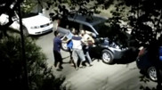 Нокаут пьяного алматинца в драке с друзьями попал на видео