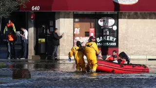 Число жертв урагана "Ида" возросло до 44 человек в США