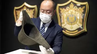 Шляпу Наполеона со следами его ДНК выставят на аукцион